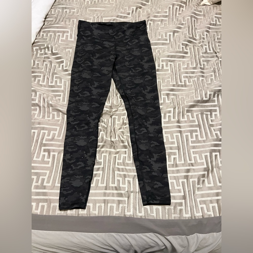 Fabletics camo leggings